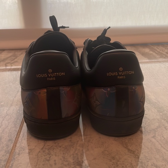 LOUIS VUITTON iridescent, holographic low tops size 10 - Picture 4 of 5